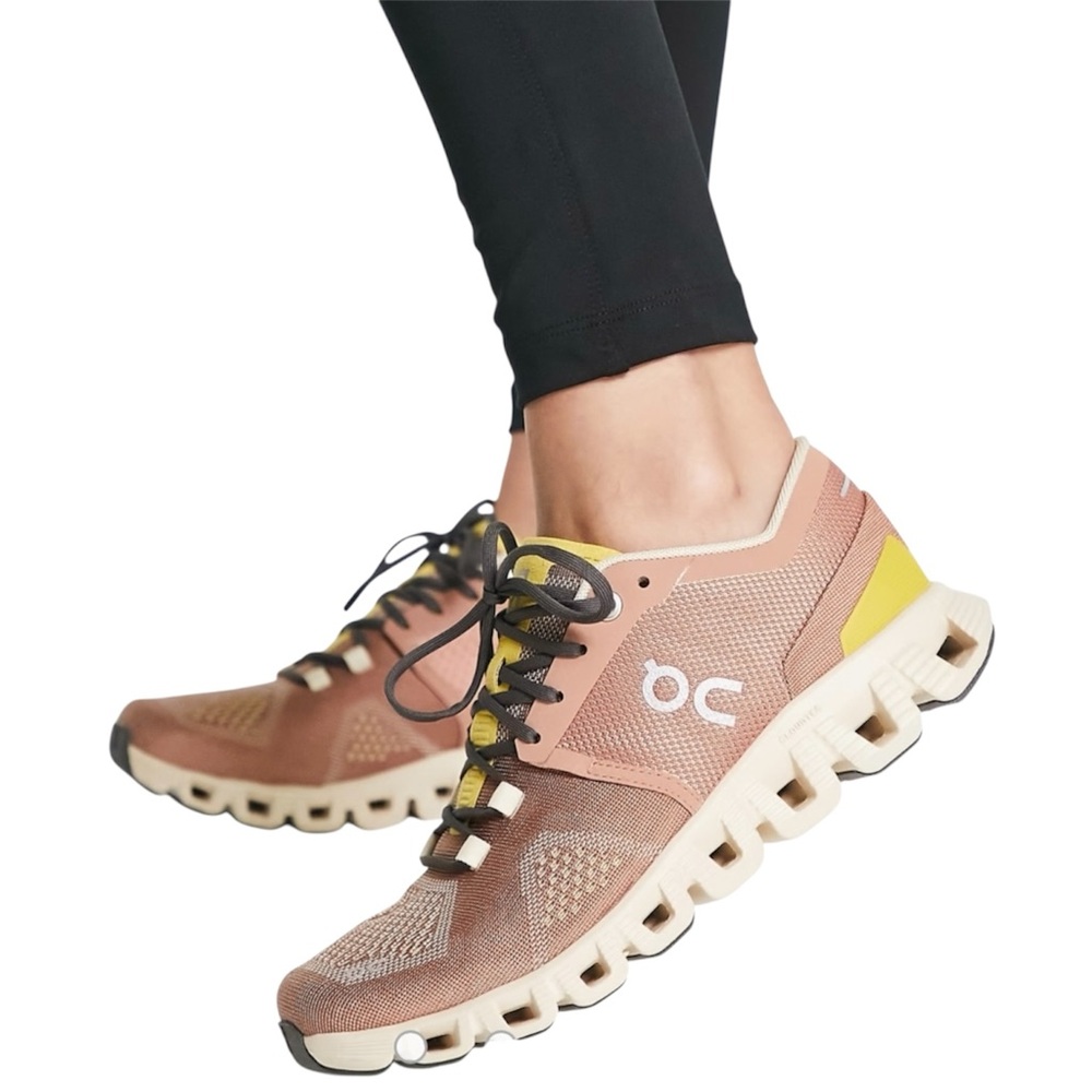 On Running Wmns sz 7 Cloud X 2 'Mocha' Running Trainers